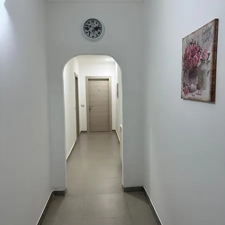 A Due Passi Dal Mare Bed & Breakfast