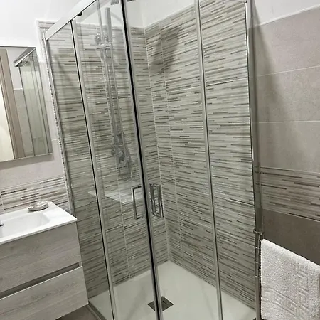 A Due Passi Dal Mare Bed & Breakfast 3*