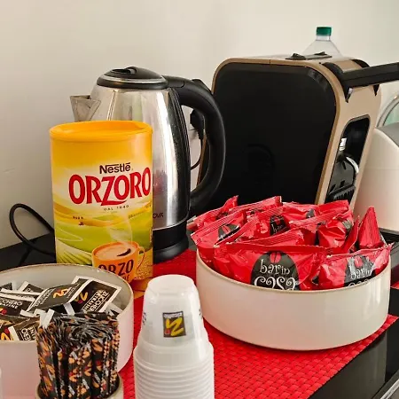 A Due Passi Dal Mare Bed & Breakfast