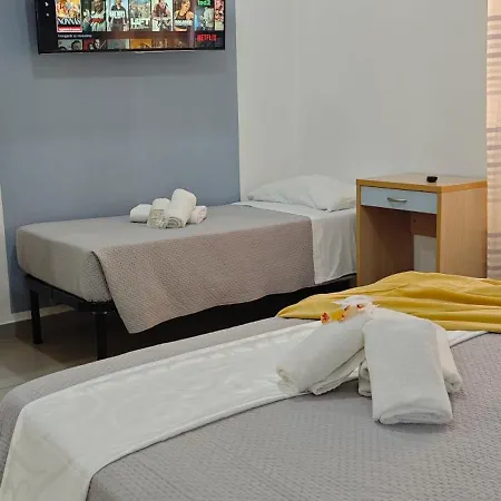 Bed & Breakfast A Due Passi Dal Mare 3*