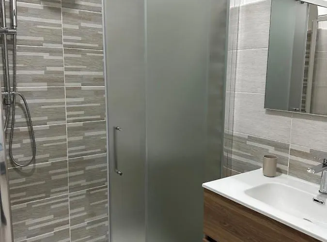 A Due Passi Dal Mare 住宿加早餐酒店 3*