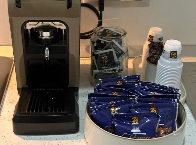 A Due Passi Dal Mare 住宿加早餐酒店 3*