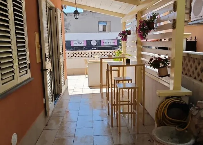 A Due Passi Dal Mare 住宿加早餐酒店