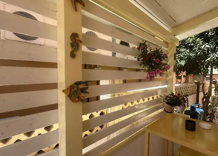 A Due Passi Dal Mare 3* 卡坦扎罗