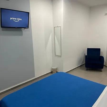 A Due Passi Dal Mare Bed & Breakfast 3*