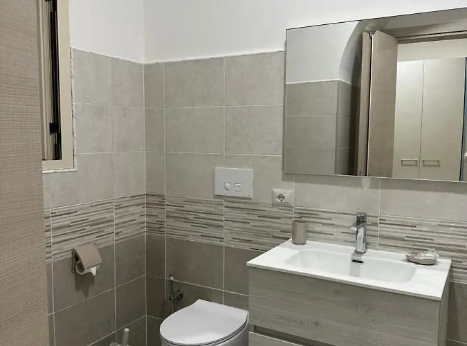 A Due Passi Dal Mare Bed and Breakfast